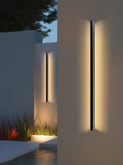 Sleek Energy Efficient Outdoor LED Wall Lamp