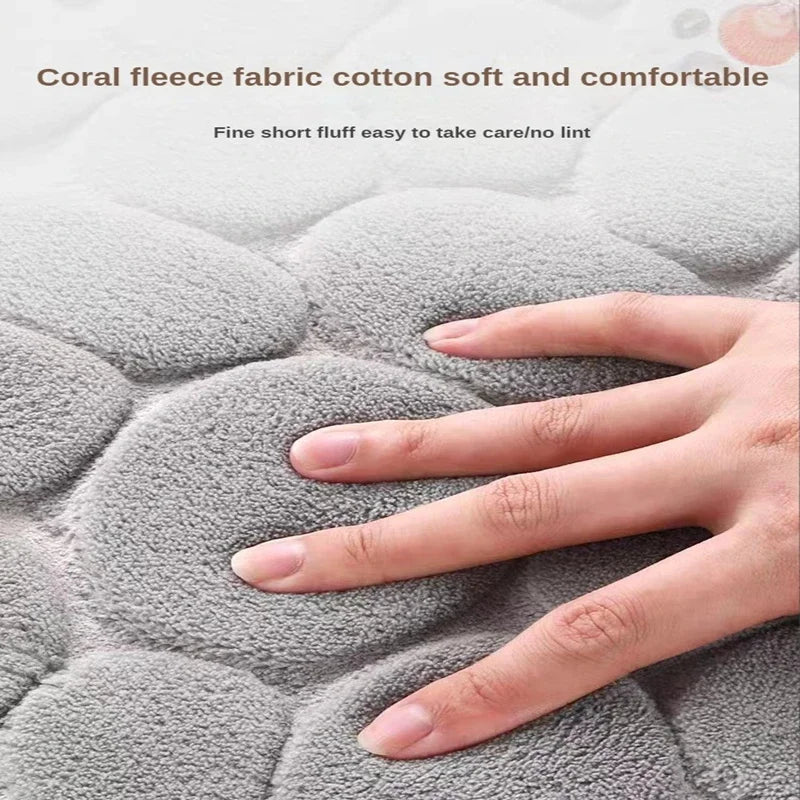 Luxurious 3D Embossed Non-Slip Cobblestone Bathroom Mat