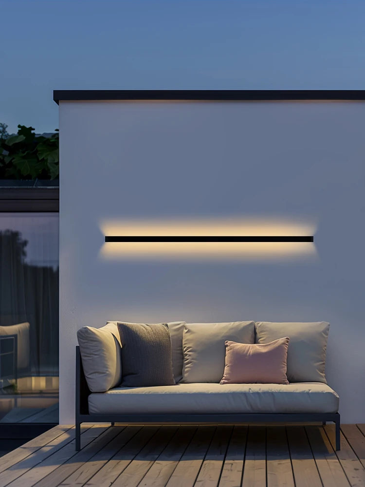 Sleek Energy Efficient Outdoor LED Wall Lamp
